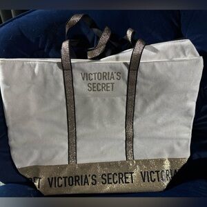 NEW Victoria's Secret White and Gold Glitter Tote
